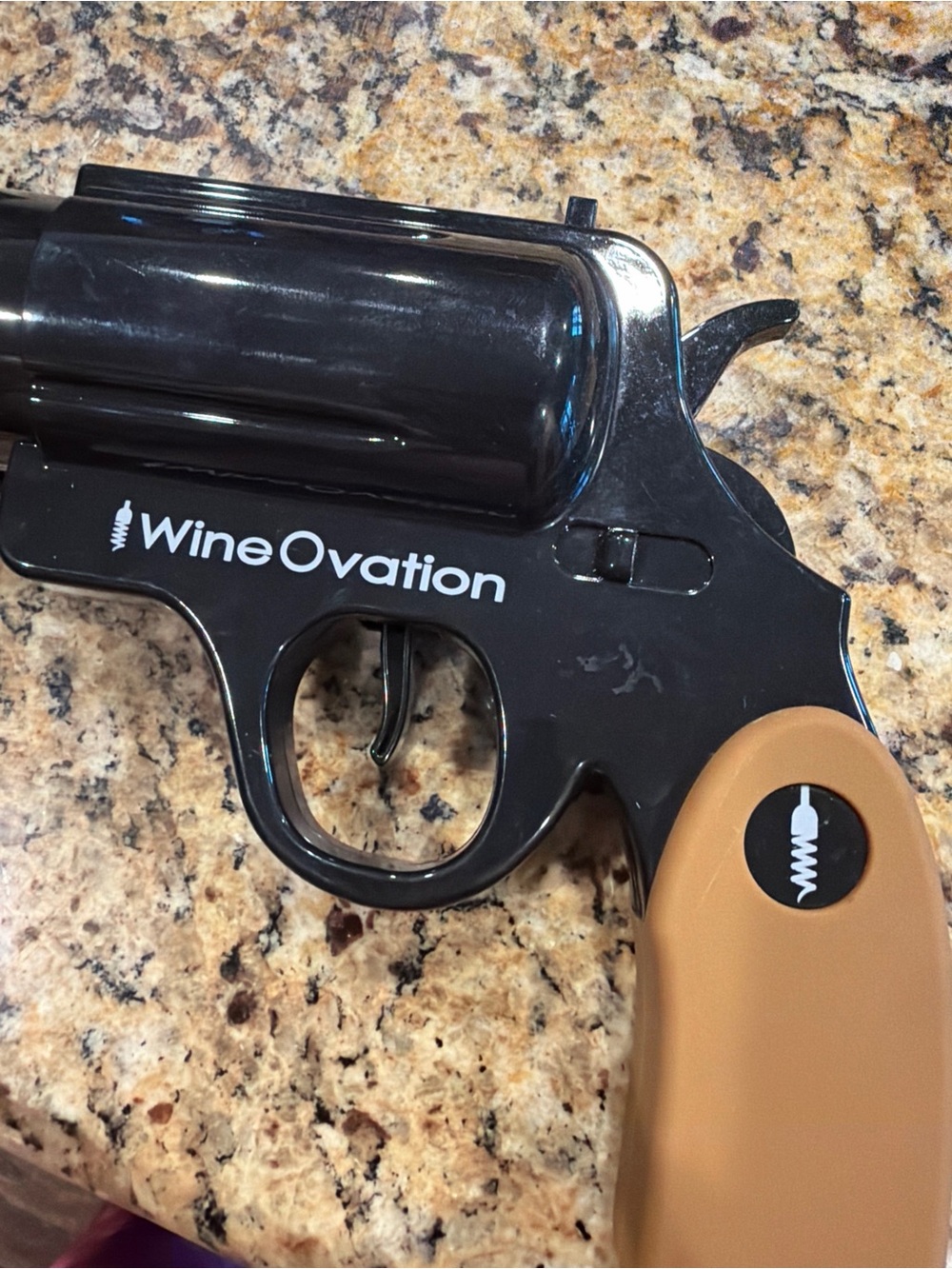 WineOvation Electric Wine Bottle Opener Revolver Gun Style w/charger base